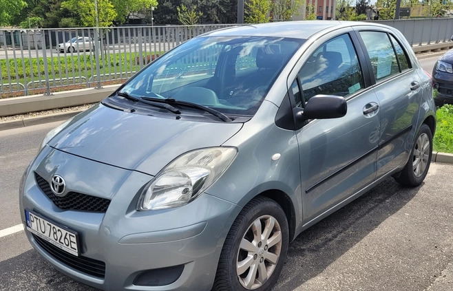 Toyota Yaris cena 13000 przebieg: 235000, rok produkcji 2009 z Poznań małe 211